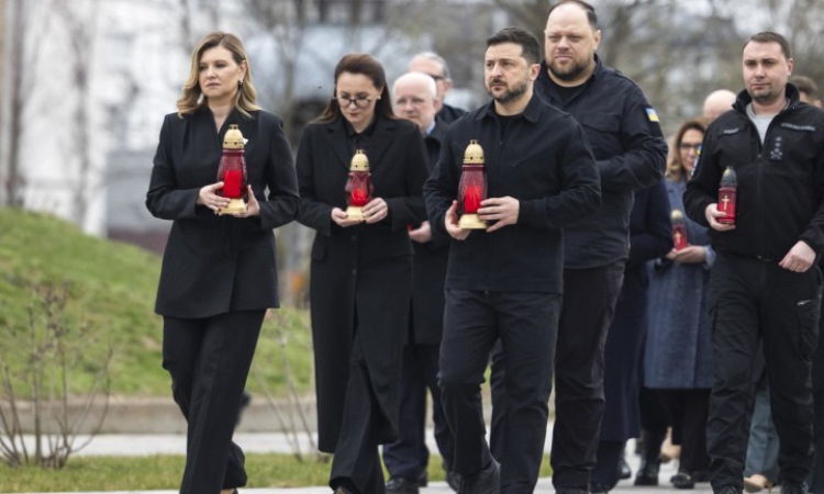 Зеленски: Русия убеждава САЩ, че може да превземе Донбас за 2 месеца